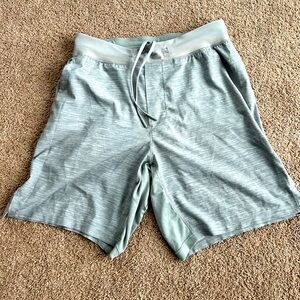 Lululemon T.H.E. Linerless Shorts 7” Small